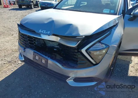 2023 Kia Sportage Lx z USA, uszkodzony, nr VIN KNDPUCAF5P7207833